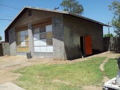 Detached Garage