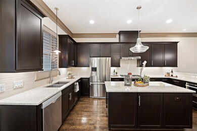 2413 Mcduffie St, Houston, TX 77019 - photo 3