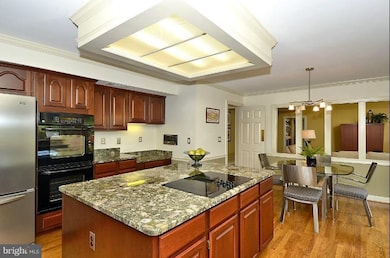 15504 Quail Run Dr, Gaithersburg, MD 20878 - photo 2