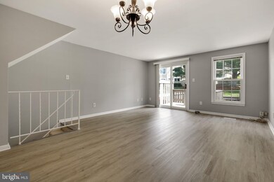 20517 Sterncroft Ct, Montgomery Village, MD 20886 - photo 6