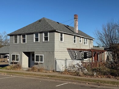 510 1st St, Shell Lake, WI 54871 - photo 3