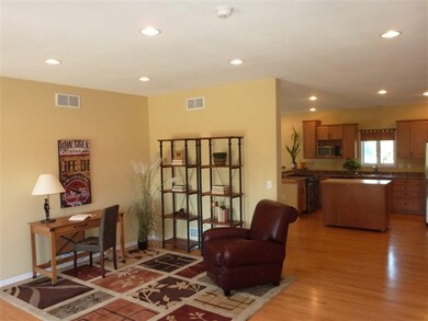 2719 Sunflower Dr, Fitchburg, WI 53711 - photo 3