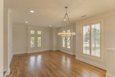 5801 Logan Ln, Houston, TX 77007 - photo 3