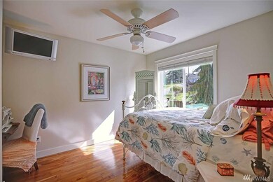 19126 Soundview Dr NW, Stanwood, WA 98292 - photo 5