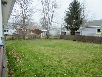 294 East Ave, North Tonawanda, NY 14120 - photo 3