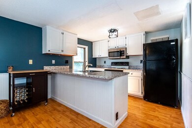1312 Piscassic St unit L, Newmarket, NH 03857 - photo 3