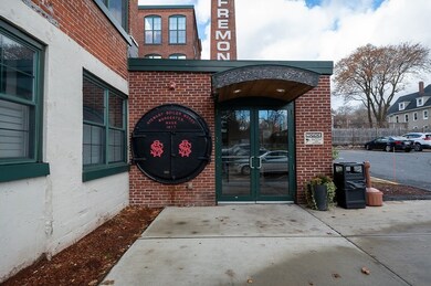 Fremont Lofts unit 232, Worcester, MA 01603 - photo 5