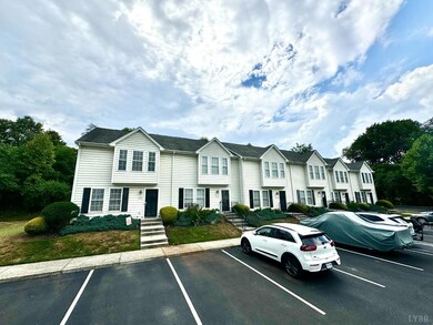 160 Ivy Creek Ln unit 105, Lynchburg, VA 24502 - photo 2