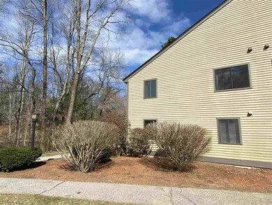 9 Swiftwater Dr unit 8, Allenstown, NH 03275 - photo 3