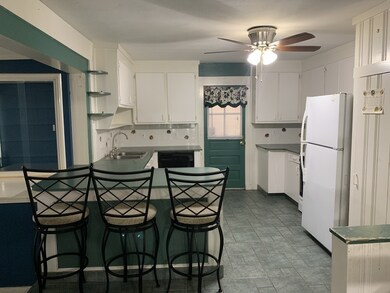 120 Hampden St unit 122, Indian Orchard, MA 01151 - photo 2