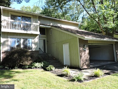 9428 Bethany Place, Montgomery Village, MD 20886 - photo 2