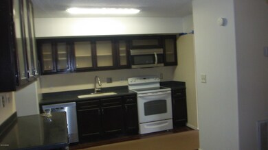 106 Villa Dr, Jacksonville, NC 28546 - photo 6