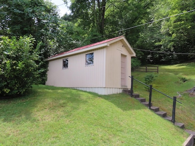 606 Rawcel St, Morehead, KY 40351 - photo 5