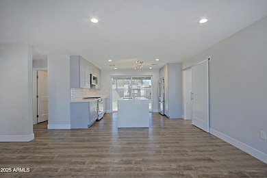 4224 N 36th St, Phoenix, AZ 85018 - photo 5