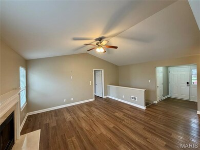 907 Warrior Ridge Ct, Warrenton, MO 63383 - photo 7