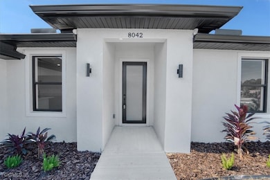 8042 Buttercup Cir, Port Labelle, FL 33935 - photo 2