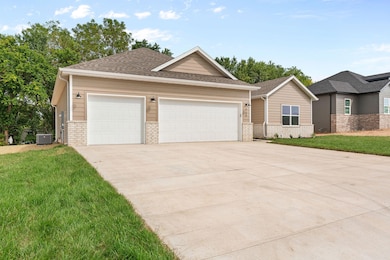 FrameandFocus_Kelce-2