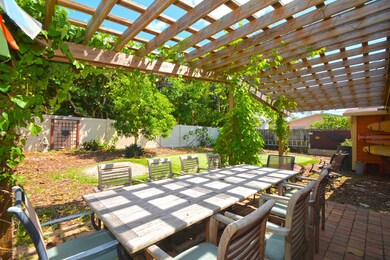 1055 S Brevard Ave