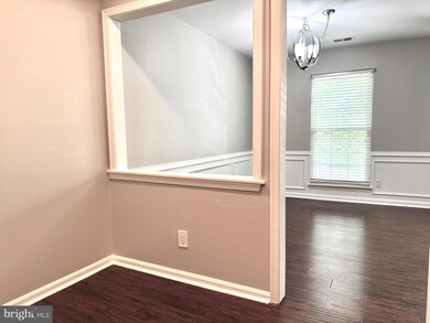 8141 Bayonet Way unit 204, Manassas, VA 20109 - photo 5
