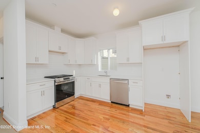 209 Nicholas Ave, Staten Island, NY 10302 - photo 6