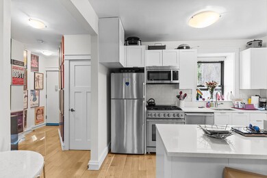 342 W 21st St unit 1B, New York, NY 10011 - photo 3