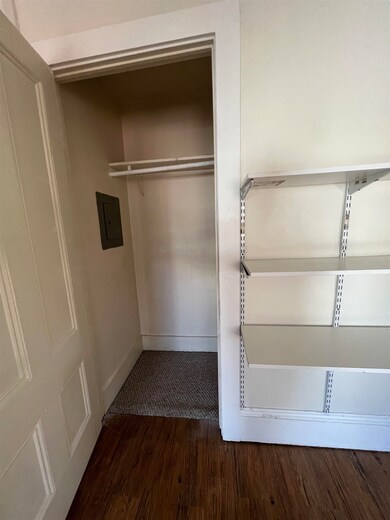 11 2nd St unit 8, Dover, NH 03820 - photo 3