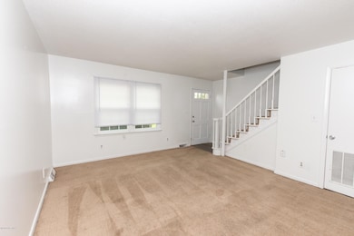 327 Richlands Ave unit 2, Jacksonville, NC 28540 - photo 6