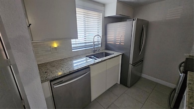 3918 Oak Limb Ct, Tampa, FL 33614 - photo 2