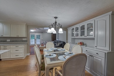 5 Chase Dr, Sharon, MA 02067 - photo 5