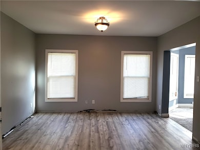 3845 N Hartland St, Middleport, NY 14105 - photo 7