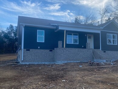 201 Ridgewood Dr, Shelbyville, TN 37160 - photo 2