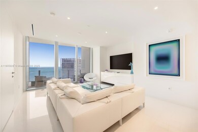 Aston Martin Residences unit 5205W, Miami, FL 33131 - photo 4