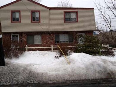 688 Beacon St, Lowell, MA 01850 - photo 2