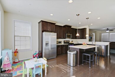 8161 Hollow Ct, Severn, MD 21144 - photo 7