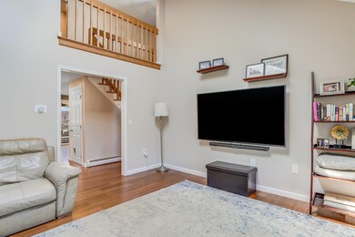 28 Reed St unit B, Londonderry, NH 03053 - photo 4