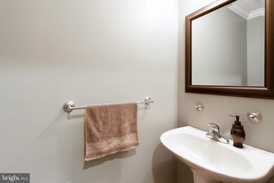 9133 Marlove Oaks Ln, Owings Mills, MD 21117 - photo 7