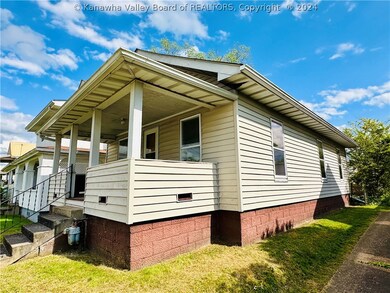 1311 Grosscup Ave, Dunbar, WV 25064 - photo 2