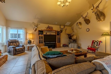 71899 Hines Logging Rd, Hines, OR 97738 - photo 4