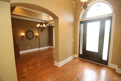 trey ceiling & extensive crown molding.