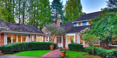 4312 Hunts Point Rd, Hunts Point, WA 98004 - photo 4