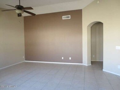family room (2)