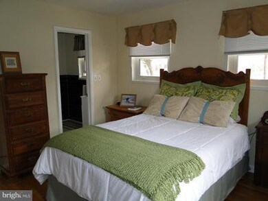 2302 Peggy Ln, Silver Spring, MD 20910 - photo 5