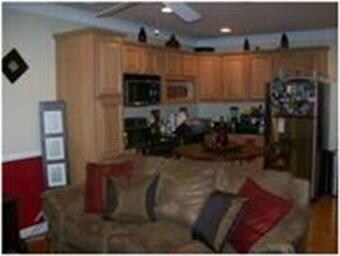 19 Galveston Place SW unit 202, Washington, DC 20032 - photo 2