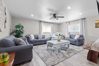 1001 Avenue B, Fredericksburg, TX 78624 - photo 5