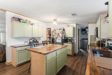 575 Bronco Rd, Zolfo Springs, FL 33890 - photo 2