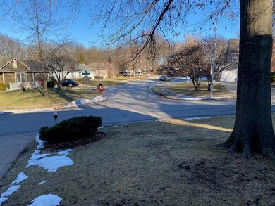 6100 Greenwood St, Shawnee, KS 66216 - photo 7