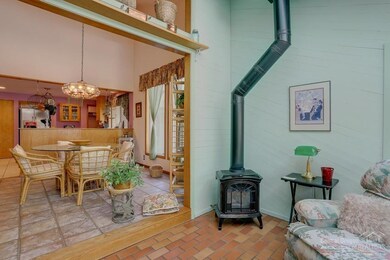 12 Goldfinch Ln, Bend, OR 97707 - photo 5