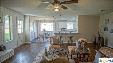 1347 Carnation Ln, New Braunfels, TX 78130 - photo 7