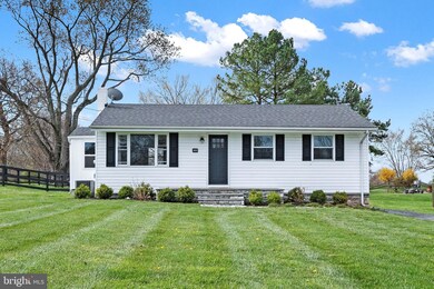 405 Obrecht Rd, Sykesville, MD 21784 - photo 2