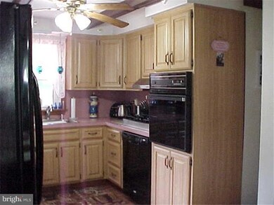 414 Camelot Dr, Brookhaven, PA 19015 - photo 7